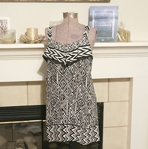 Alice and Trixie Geometric Shift Dress